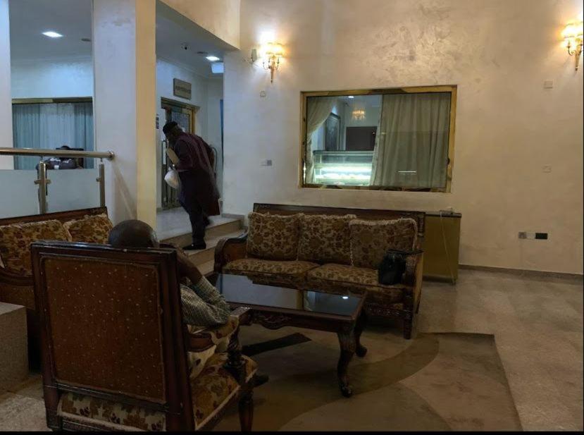 Ofas Chelsea Hotel Abuja Luaran gambar