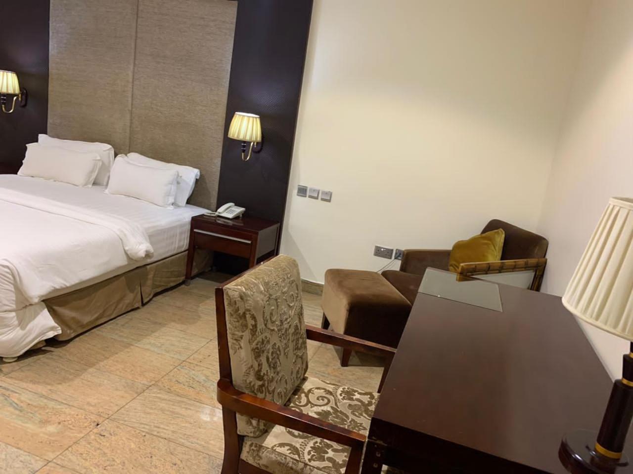 Ofas Chelsea Hotel Abuja Luaran gambar